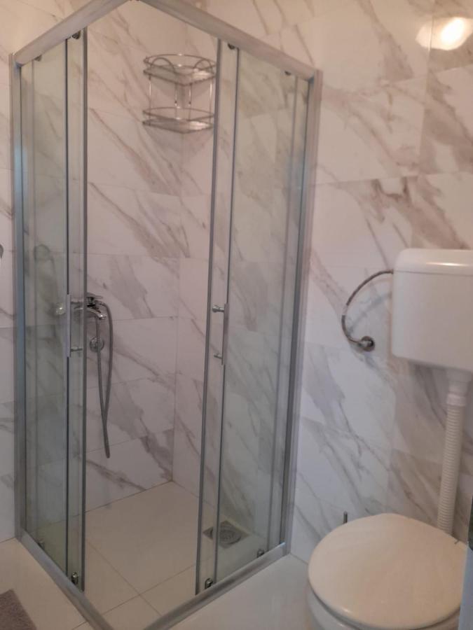 Apartman Giovanni Аранделовац Экстерьер фото